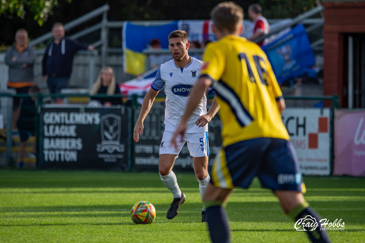 Charlie Kennedy-1_AFC Totton vs Plymouth Parkway_FATr3Q_Sat07Oct2023.jpg