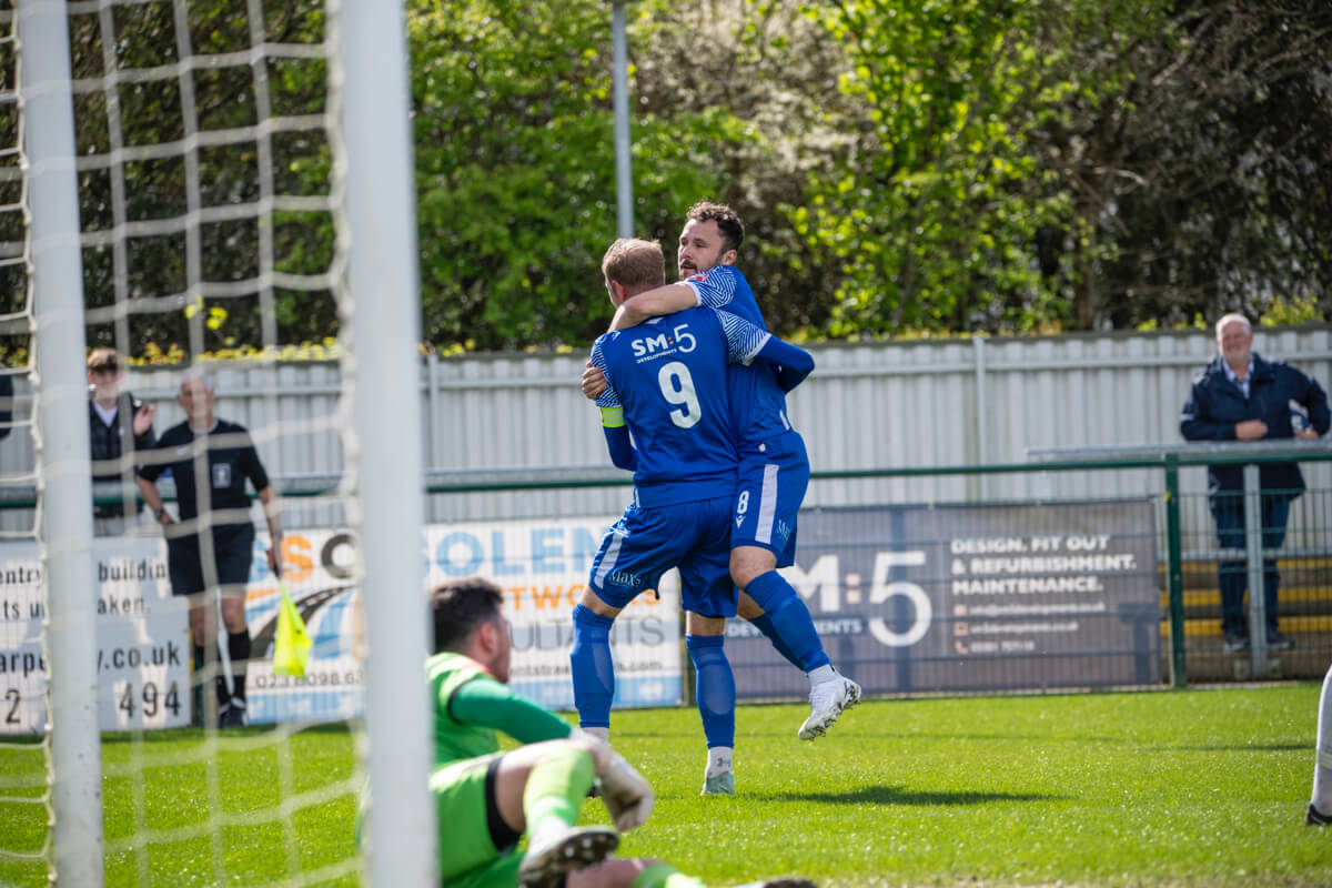 Scott Rendell_Adam Tomasso_GOAL Celebration_AFC Totton vs Walton-Hersam_SLPDS-36_Mon01Apr2024.jpg