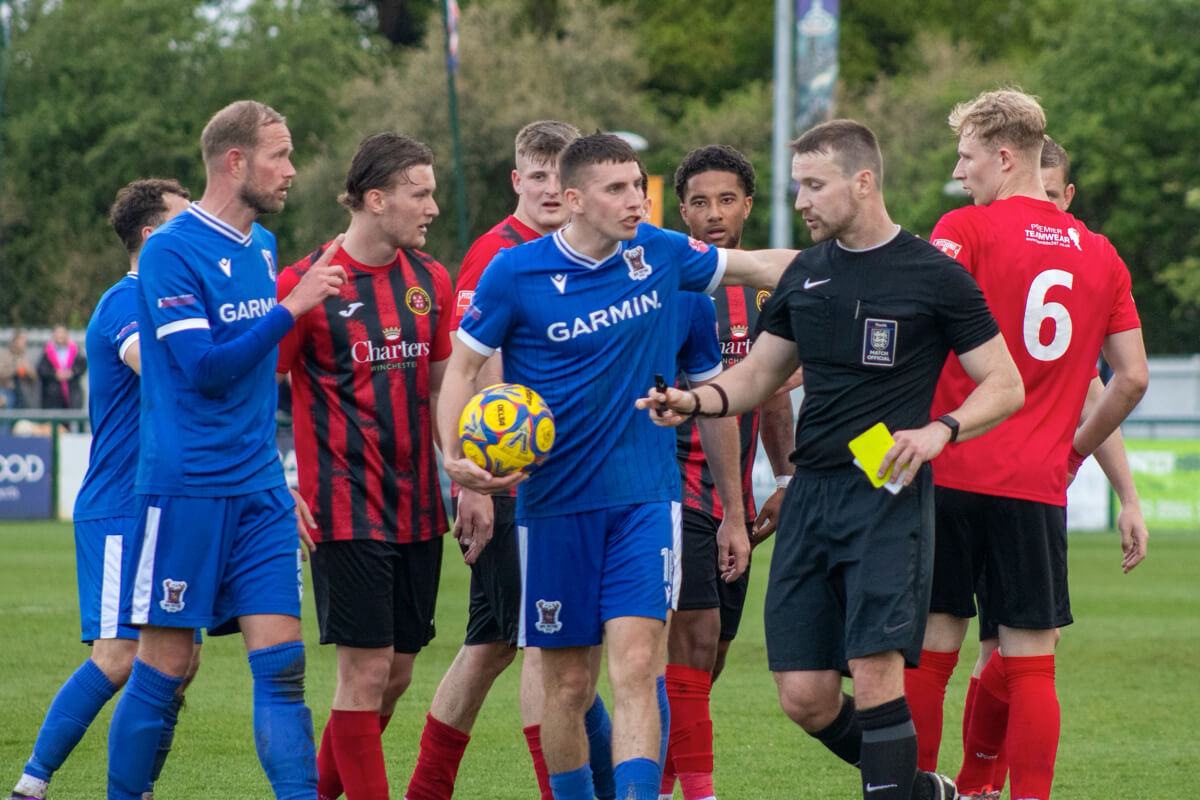 Luke Bennett-2_AFC Totton vs Winchester City_SLPDS-41_Mon21Apr2025.jpg