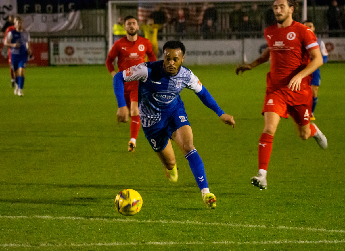 Hisham Kasimu-2_AFC Totton vs Frome Town_SLD1S_14Dec21.jpg