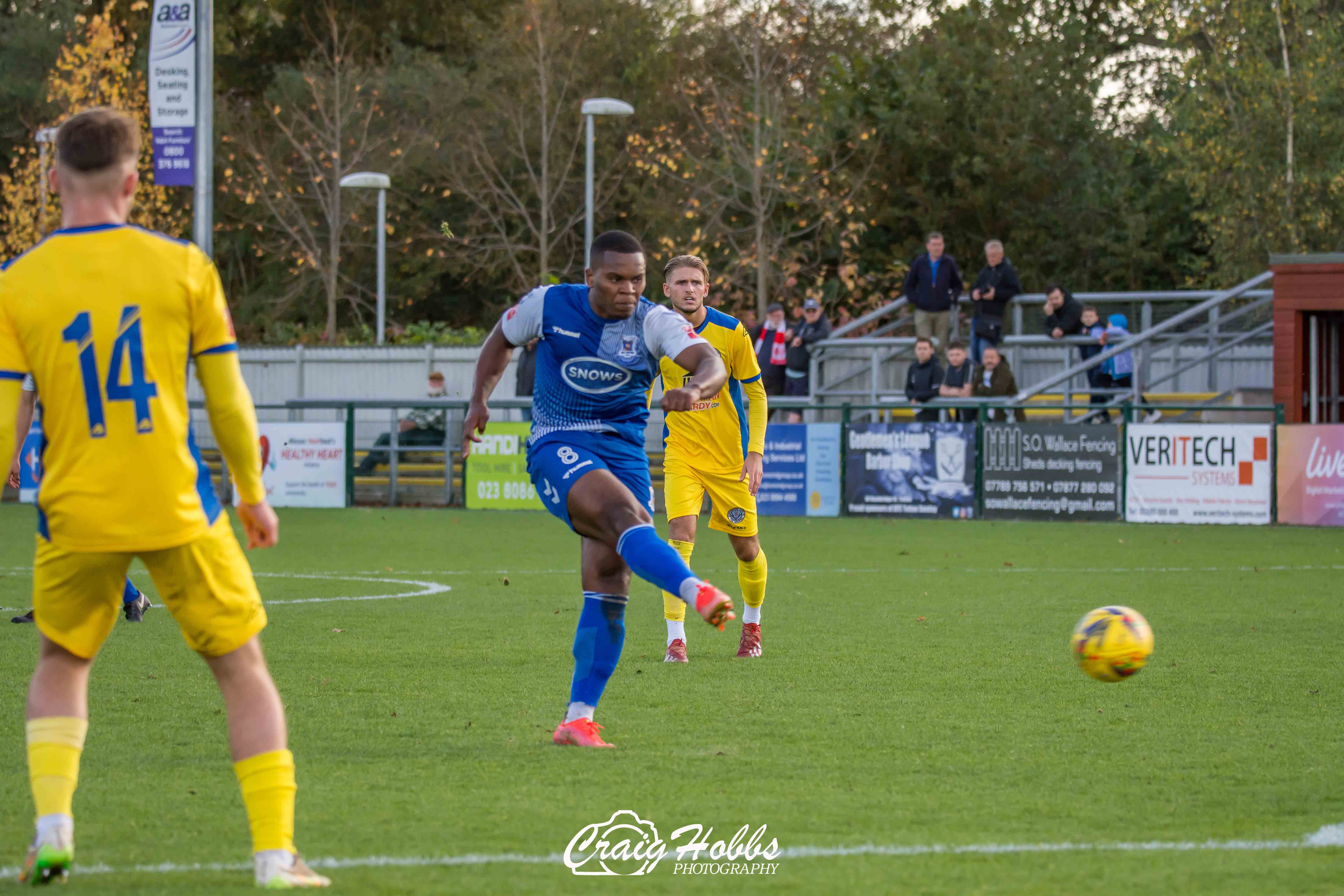 AFC Totton V Dorchester 18.jpg