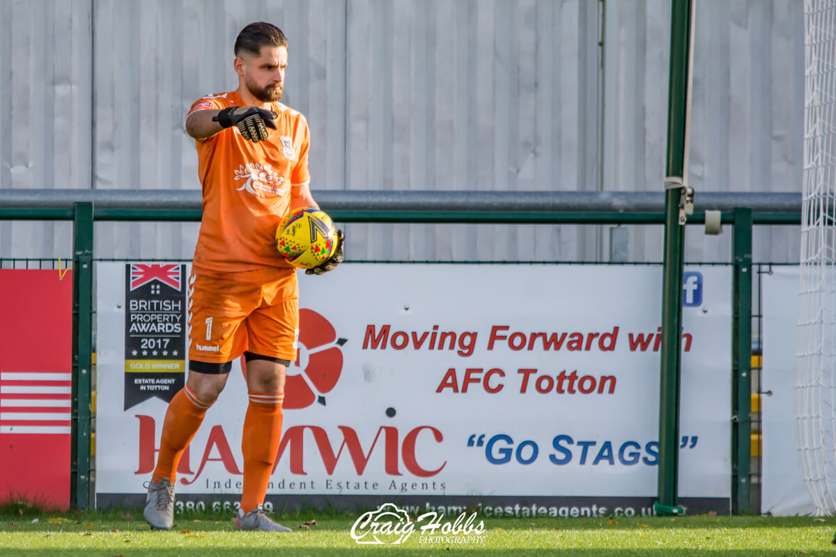 Amadeusz Skrzyniarz_AFC Totton goalkeeper.jpg