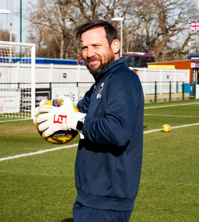 Steve Hollick_Goalkeeper Coach-2_AFC Totton.jpg