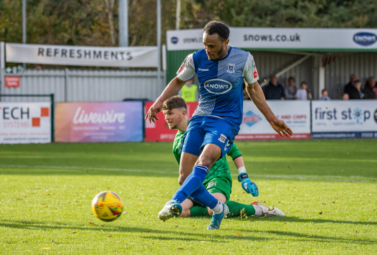 Hisham Kasimu_GOAL_AFC Totton_vs_Dorchester_FATrQR3_30Oct21.jpg