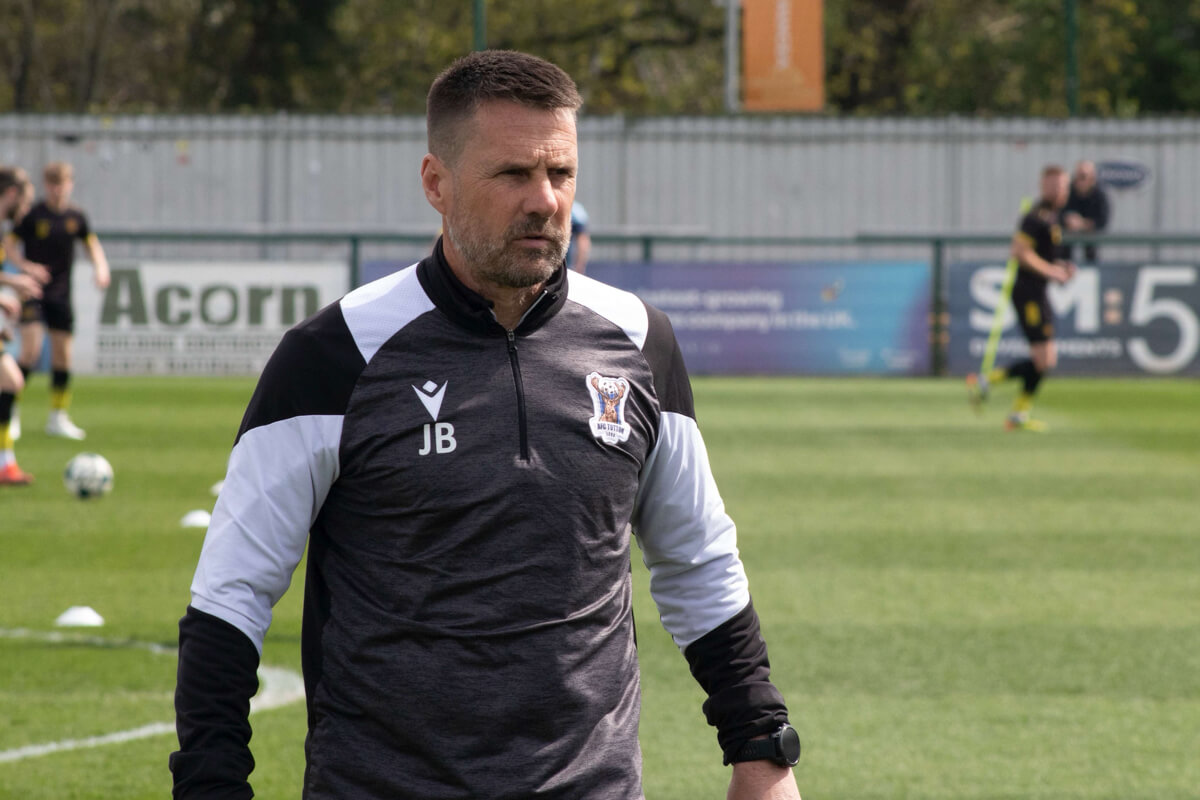 Jimmy Ball-1_AFC Totton vs Tiverton Town_SLPDS-39_Sat12Apr2025_HG.jpg