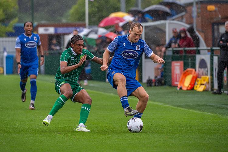 AFCT Jake Scrimshaw - Yeovil Zachery Bell.jpg