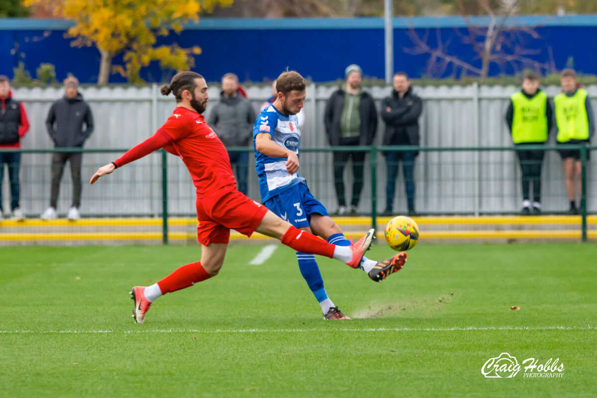 Ben Jefford vs Jonathan Davies of Frome Town_FATrR1_13Nov21.jpg