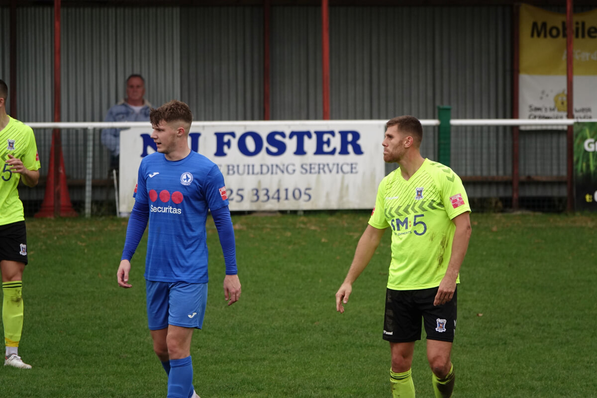 Charlie Kennedy-1_Larkhall Athletic vs AFC Totton_SLD1S-07_Sat22Oct2022.JPG