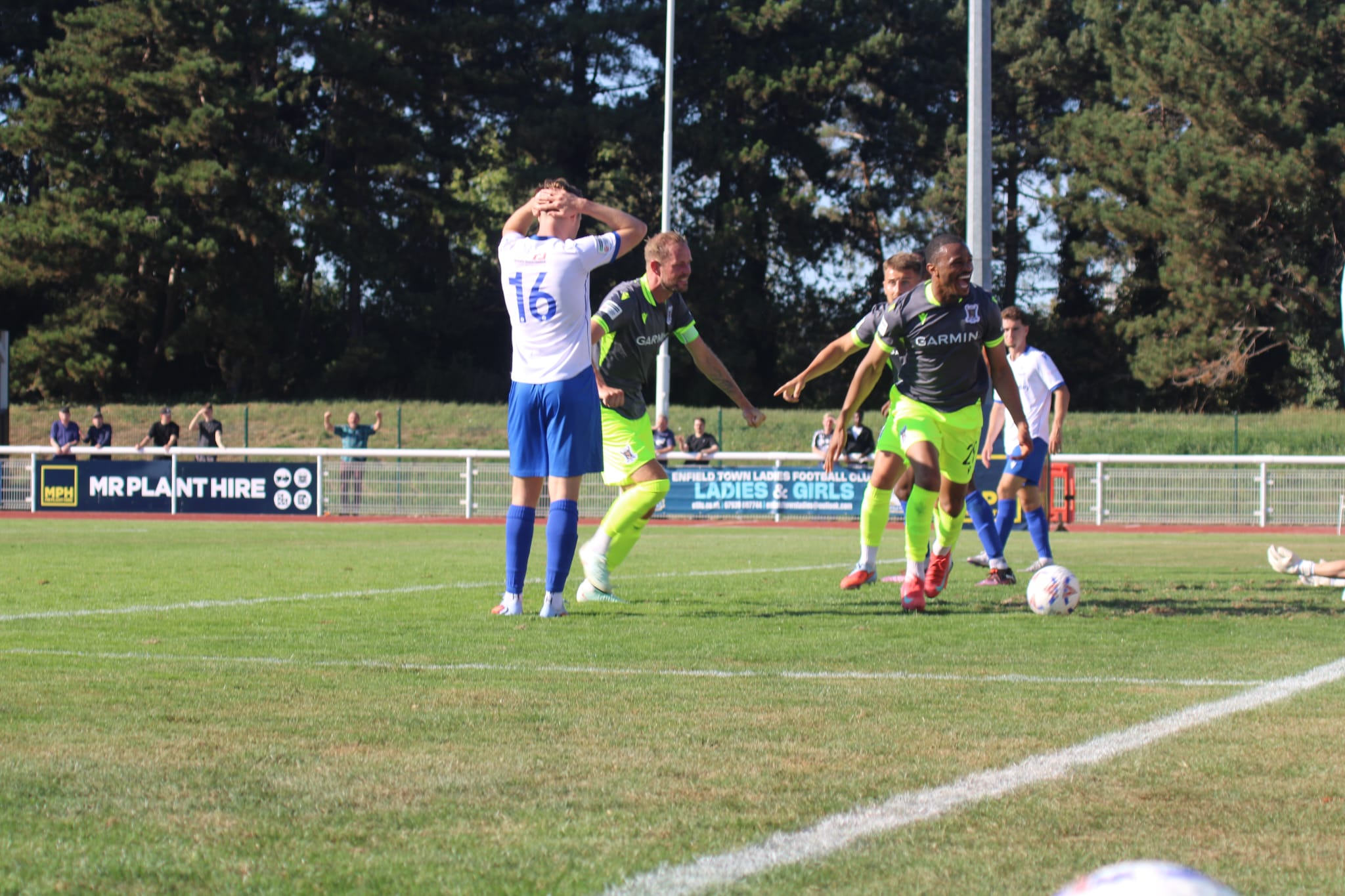 Late winner at Enfield.jpg