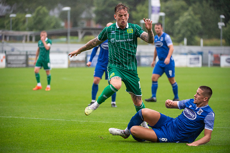 Yeovil Jordan Maguire-Drew - AFCT Luke Hallet.jpg