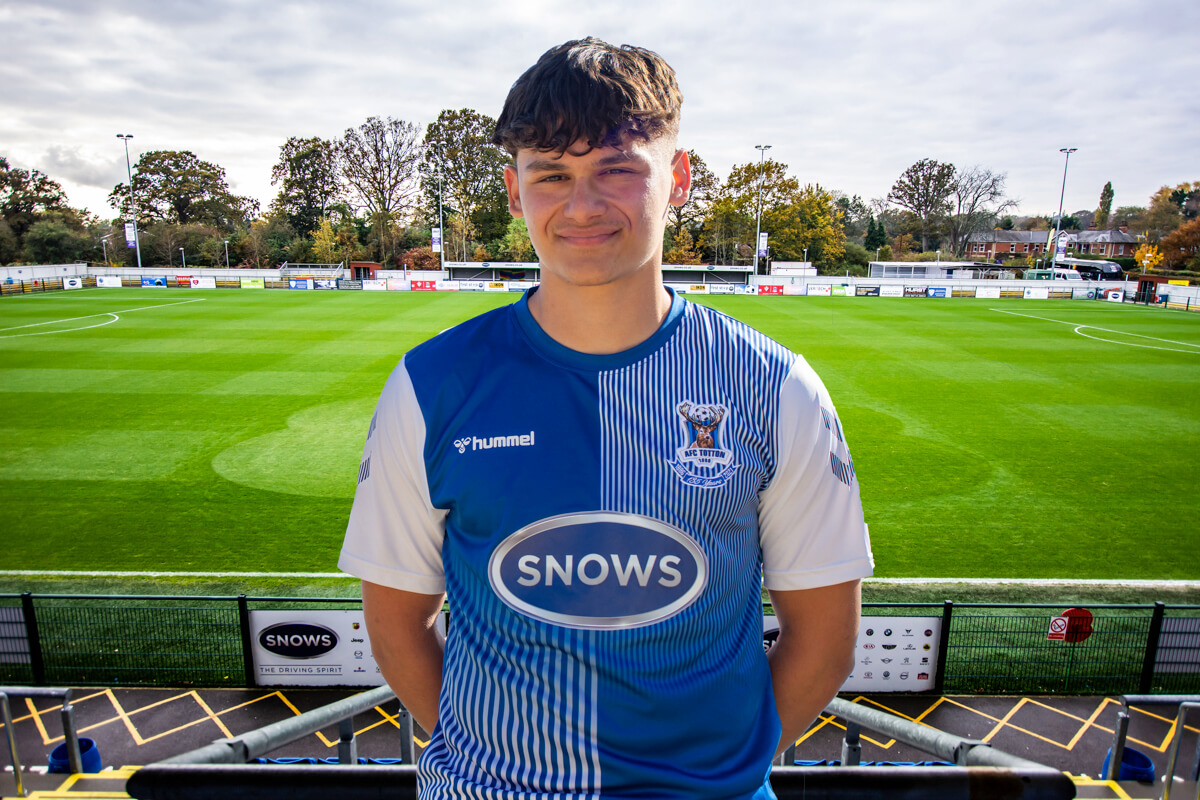 Diego Ramos_AFC Totton_Summer 2022.jpg