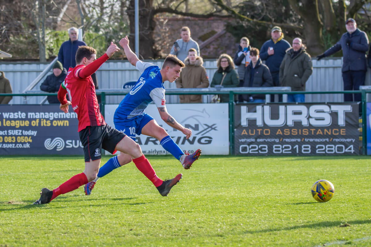 Ethan Taylor-4_AFC Totton vs Cirencester Town_SLD1S_12Mar22.jpg