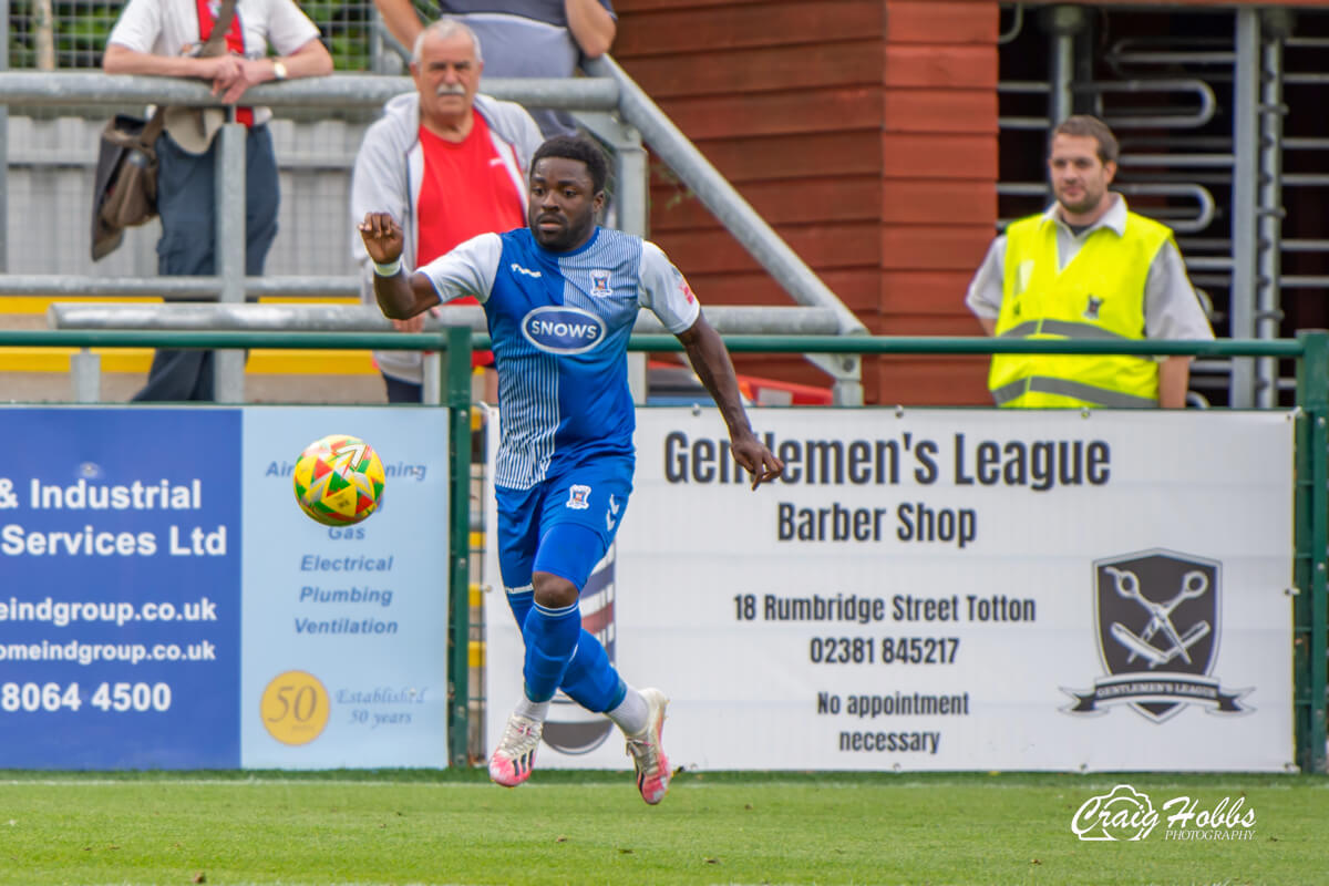 Yemi Odubade-1_AFC Totton vs Wincanton Town_FA Cup 1strndQual_Sat03Sep2022.jpg