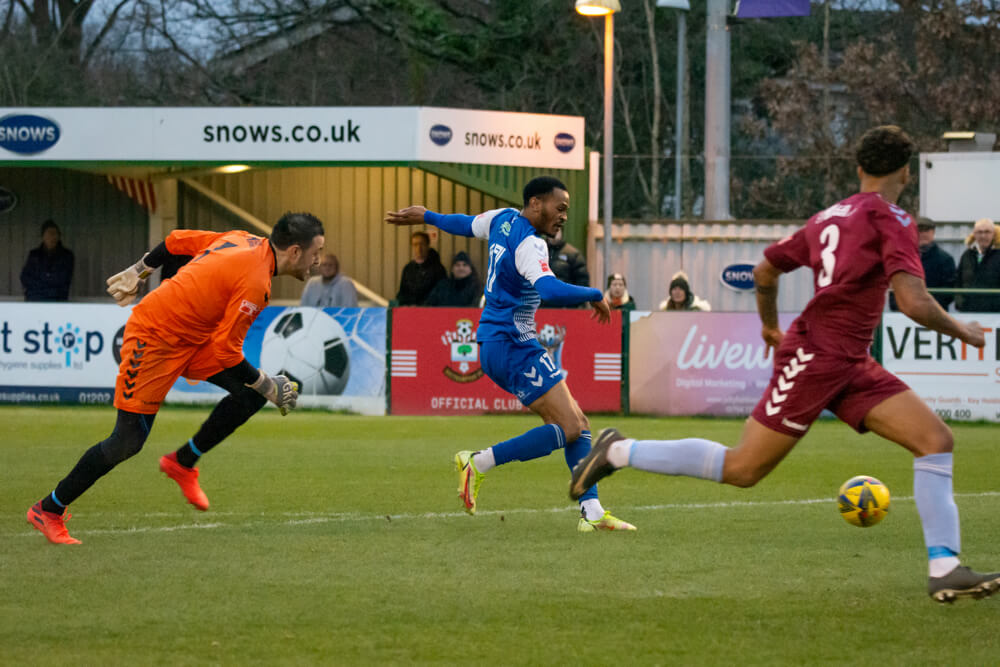 Hisham Kasimu_GOAL_AFC Totton vs Mangotsfield United_SLD1S_Sat29Jan22.jpg