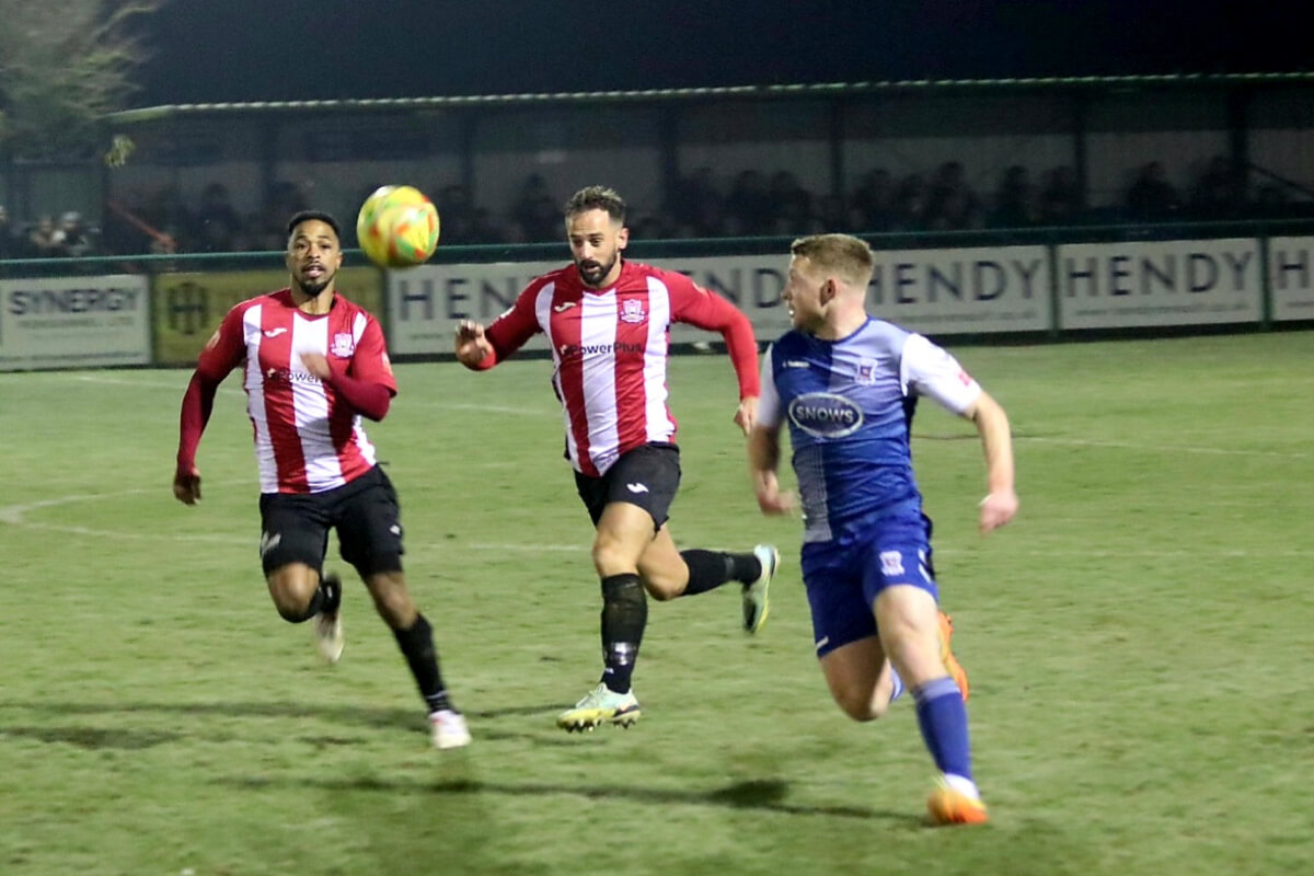 Tommy Wright-1_Sholing vs AFC Totton_SLD1S-21_Tue07Feb2023_THOSE WHITE LINES.jpg