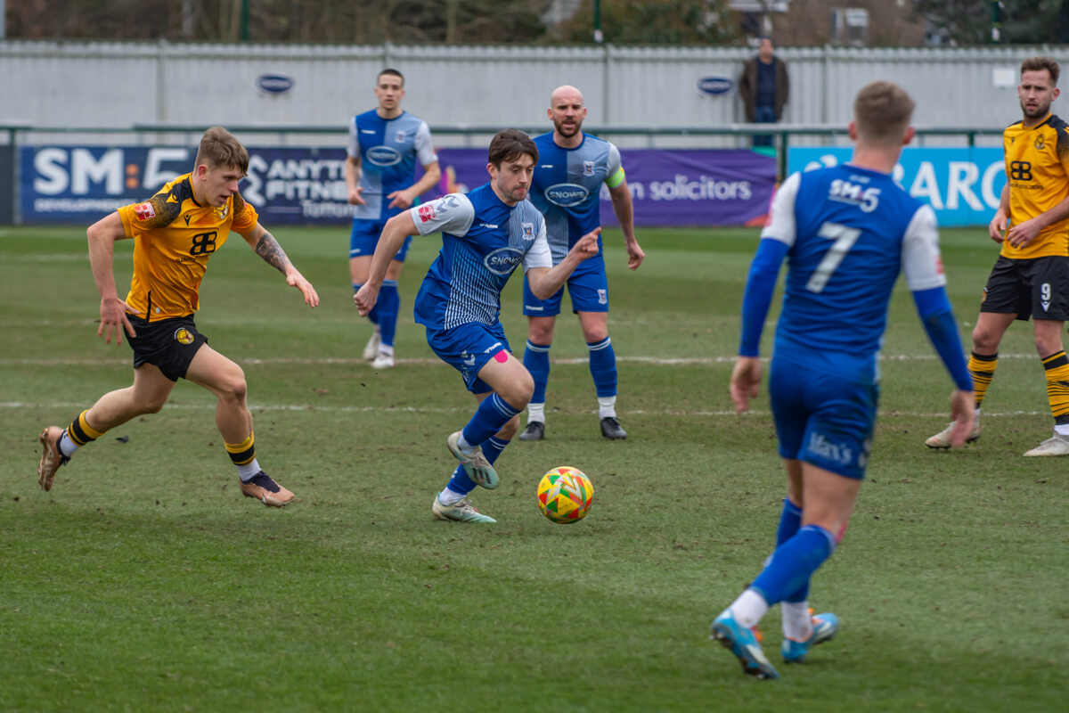 Benny Read-2_AFC Totton vs Bashley_SLD1S-26_Sat04Mar2023.jpg