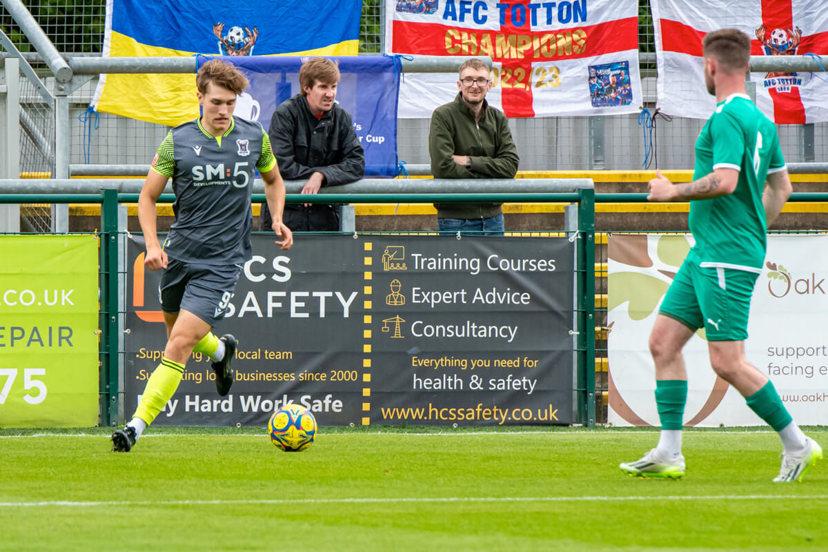 Remus Nixon-1_AFC Totton vs Brockenhurst_Pre-Season-5_Wed24Jul2024.jpg