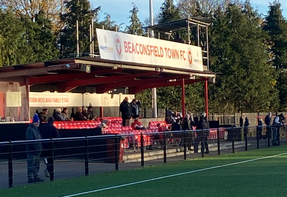 Beaconsfield Town vs AFC Totton-2_SLPDS-15_Sat25Nov2023.jpg