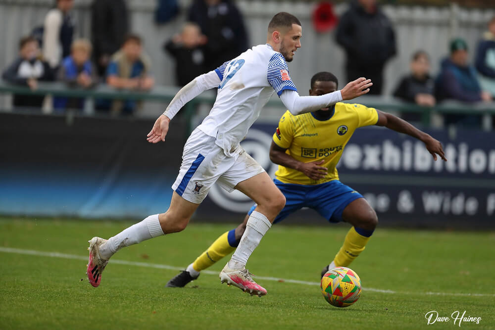 Leon Maloney-1_AFC Totton vs Havant & Waterlooville_FATr2_Sat18Nov2023.jpg