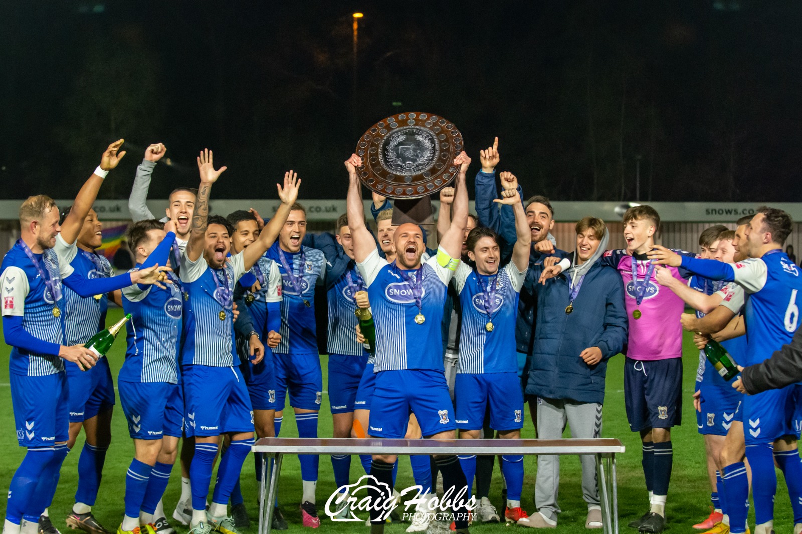 AFC Totton Champions_189.04.23.jpg