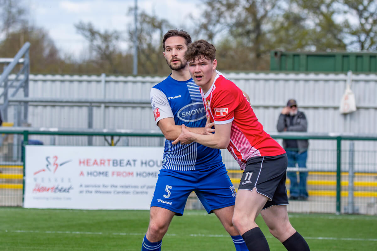 Harry Medway_AFC Totton vs Evesham United_SLD1S_09Apr22.jpg