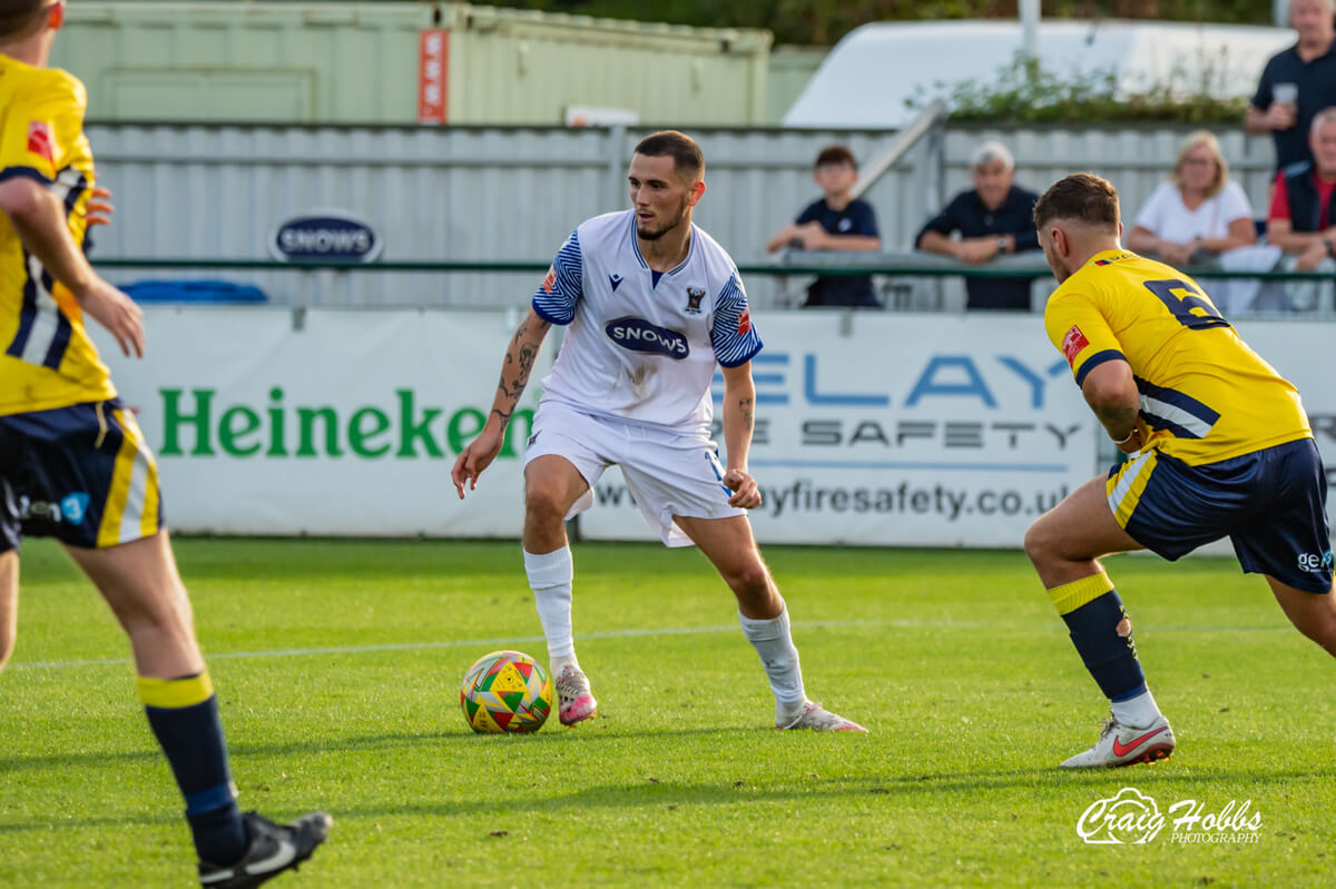 Leon Maloney-2_AFC Totton vs Plymouth Parkway_FATr3Q_Sat07Oct2023.jpg