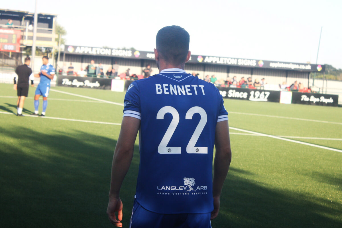 Luke Bennett-1_Sholing vs AFC Totton_Pre-Season-02_Tue08Jul2025.jpg