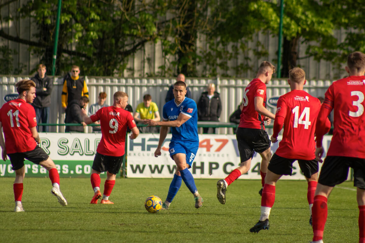 Luke Hallett-1_AFC Totton vs Winchester City_SLPDS-41_Mon21Apr2025.jpg