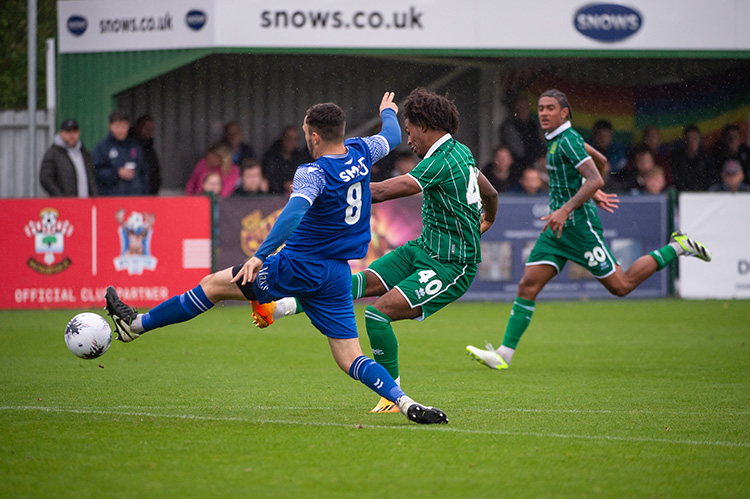 Yeovil Olly Thomas - AFCT ADAM Tomasso.jpg