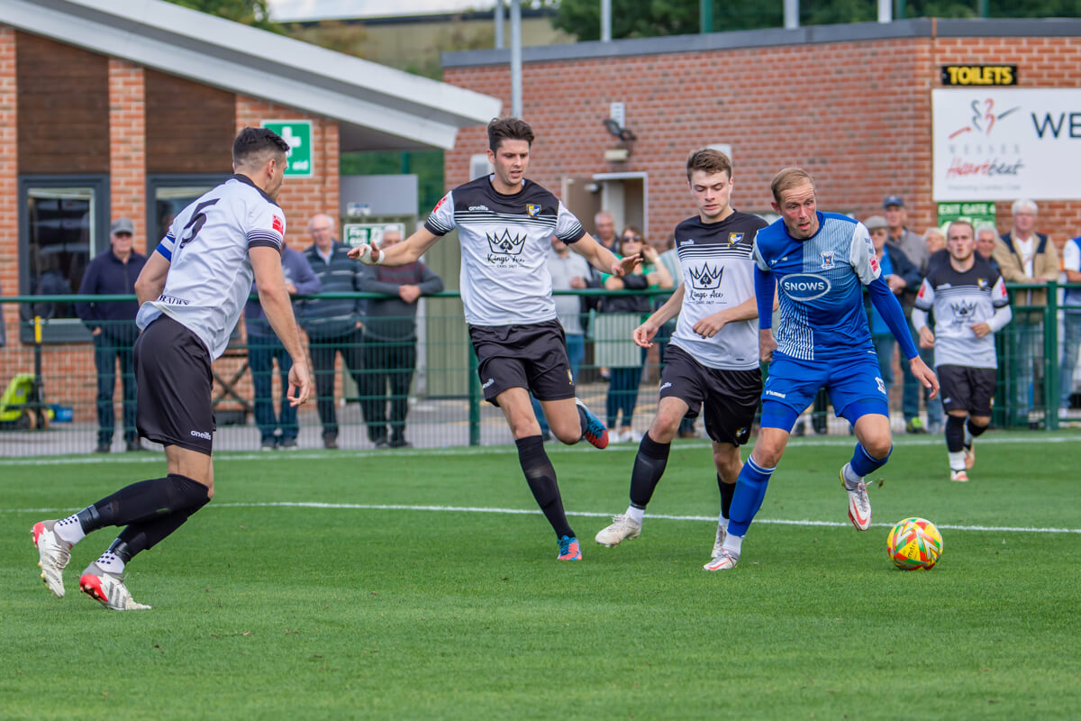 Scott Rendell-1_AFC Totton vs Berkhamsted_FATr2nsRndQual_Sat24Sep2022.jpg